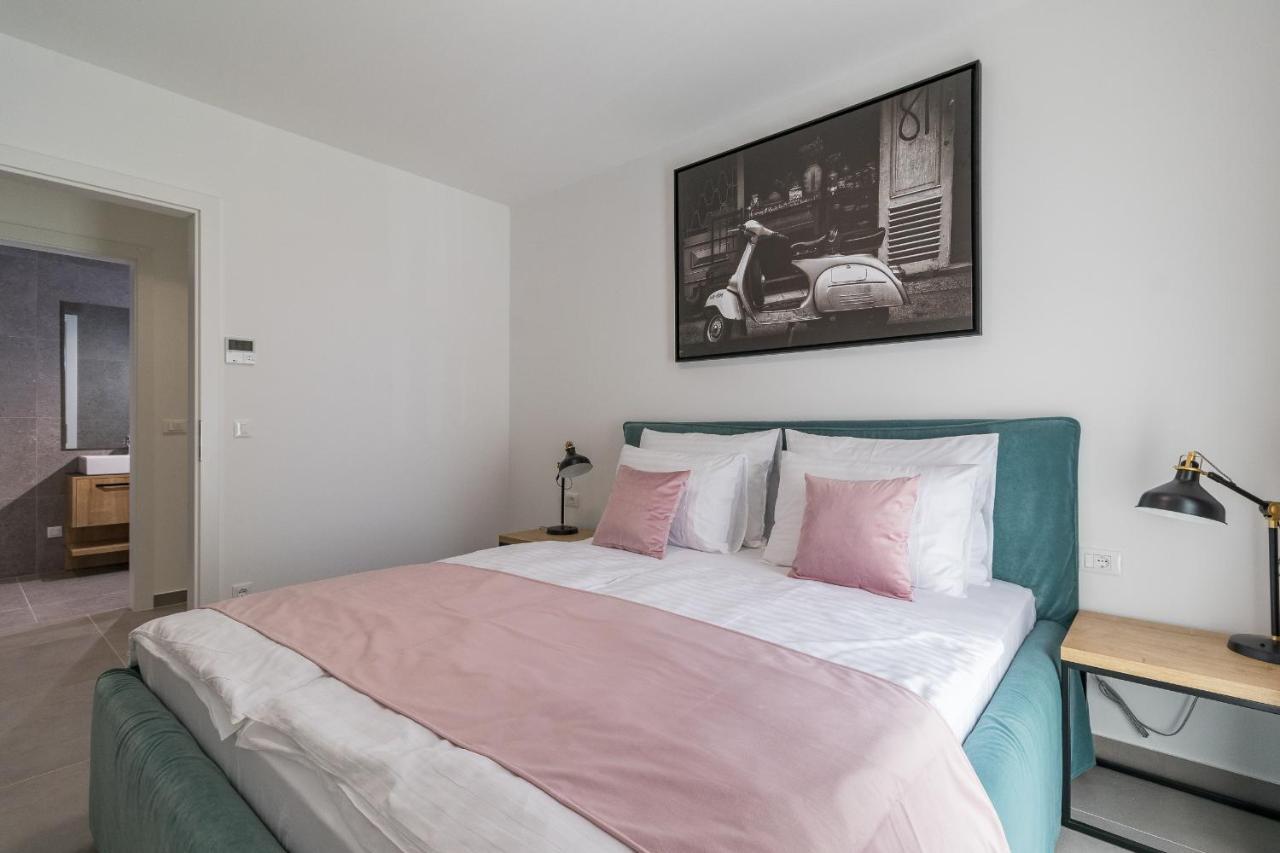 Luxury Apartments Magali 2 Rovinj Exterior foto